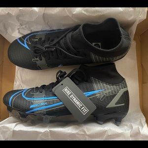 Nike SuperFly 8 Academy FG/MG Cleats